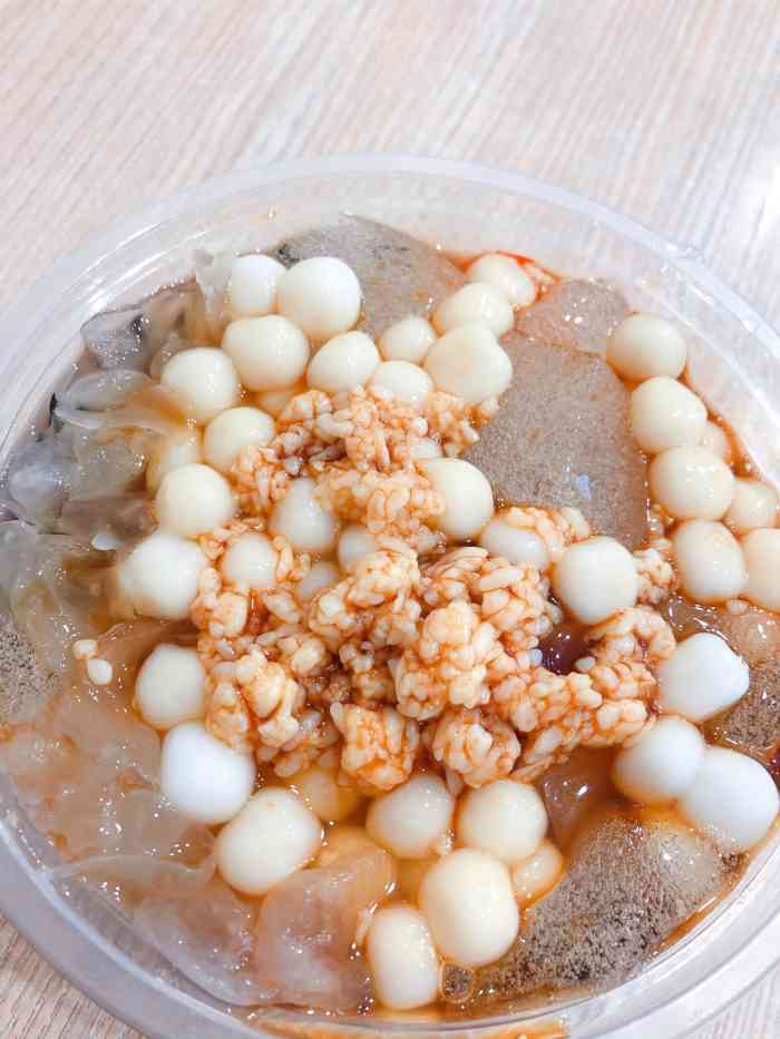 三鲜冰粉-"周末找朋友玩,他带我们来吃的一家冰粉,据.