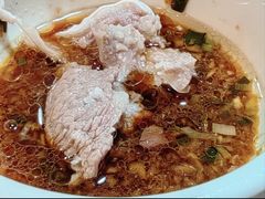 天衣無縫拚一兩肉-华哥新鲜猪精品美食