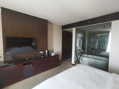 -青岛海尔洲际酒店