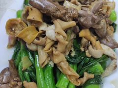 菜心炒鸡杂-醉贤居