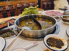 -田村·酸汤鲜牦牛肉火锅(布达拉宫广场店)