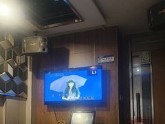 -蓝尊量贩(黄河路店)