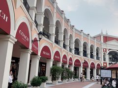 -佛罗伦萨小镇广佛名品奥特莱斯(疏港路店)