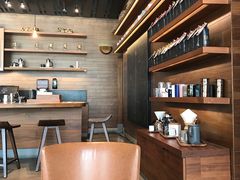 大堂-星巴克臻选(广州高德置地秋广场店)