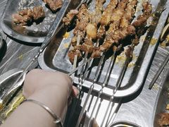 -马路牙子烧烤音乐酒馆(望京店)
