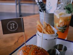 cheese&nbsp;burger-BAIA 巴亚