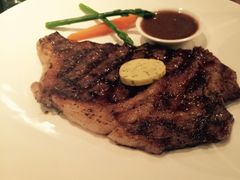 -AIR Restaurant & Lounge