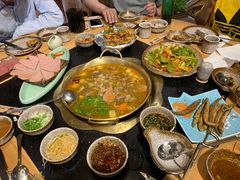 -顶顶汤火牛排火锅·经典铜锅涮肉