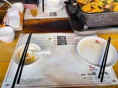 -后街佬·炭火鲜鱼杂(南城店)