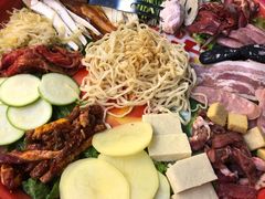 -陈叉子钢盆烤肉(中原万达店)