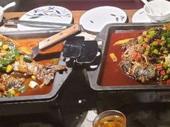 -江边城外烤全鱼(世茂广场店)