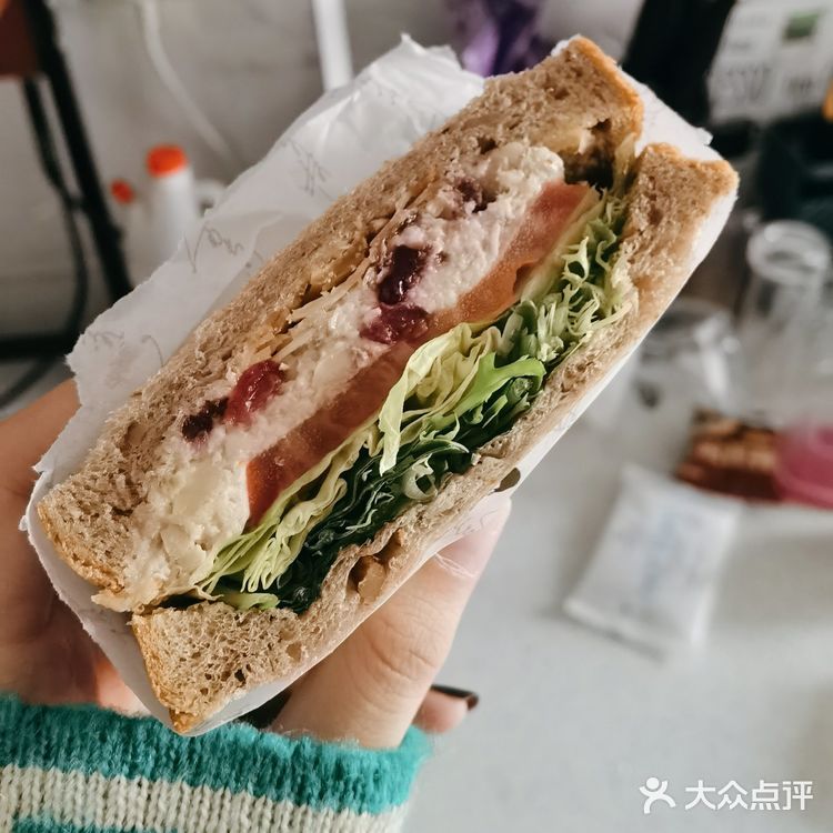 承包早餐的breadtalk[胜利]