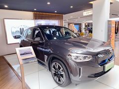 -宁波宝信宝马4S店(江北日湖店)