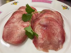 牛舌-燃计沙茶皇·香港沙茶火锅(人广旗舰店)