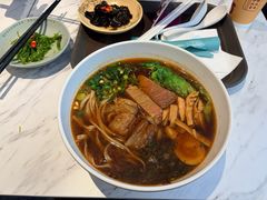 -康师傅私房牛肉面(申虹店)