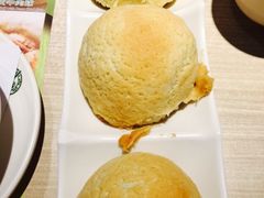 酥皮焗叉烧包-添好运点心专门店(深水埗店)