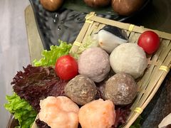 -湊湊火锅·茶憩(打浦桥日月光店)