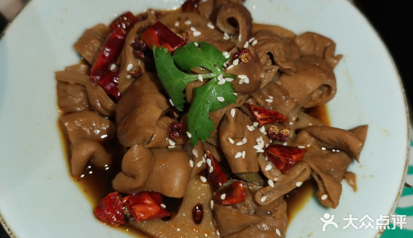 青花椒砂锅鱼，越辣越上瘾