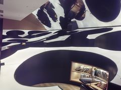 -涨巢·潮玩水疗局