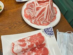 -楼外楼大刀肉传统火锅居(博学路店)