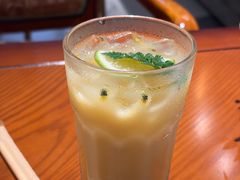 -灵意咖啡·西班牙美食(汕头金平万达广场店)