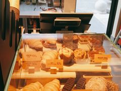 面包甜点陈列柜-麦当劳(中唱大厦店)