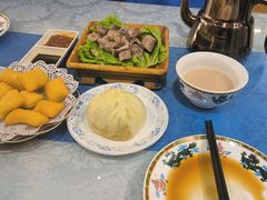 -艾敏河蒙餐(海拉尔大街店)