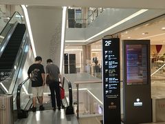 -杭州西湖银泰百货