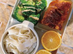 -秦一绝麻辣条(沙井村店)