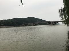 -龙门石窟-停车场