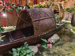 -老滇山寨•云南特色菜•地方菜•民族风情歌舞表演(金碧店)