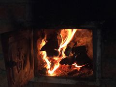 -粘豆包柴火铁锅炖