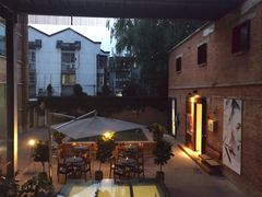 景观位-大酉·M Coffee(北京美术馆店)