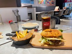 -必胜客(宁海西子国际店)