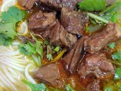 -金杨拉面王小吃面馆·牛三宝面·红烧牛肉粉