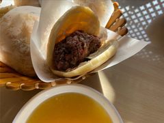 -闫家驴肉火烧(五四店)