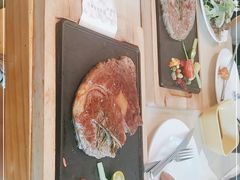 -纽斯特牛排自助餐厅(浦江万达店)