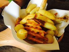 -HIGH FIVE哈福手工汉堡(桂林路店)