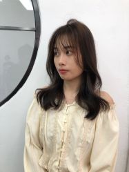 -首脑美发沙龙