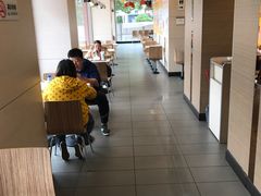 -麦当劳(宜昌东山大道店)