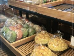 -顶东面包花园·生日蛋糕(世博店)