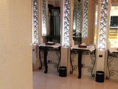 -碧中海汤泉汗蒸酒店