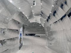 -涨巢·潮玩水疗局