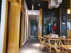 大堂-伊喜饺子·烤鸭(五道口学院路店)