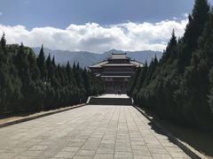 -三塔倒影公园