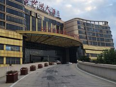 -世鸿大酒店(宁德站店)