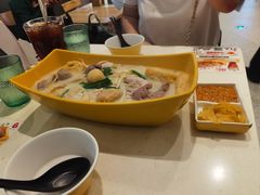 -谭仔米线(皇庭广场店)