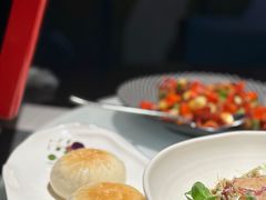 -江上荟·创意中国菜(绿地缤纷城店)