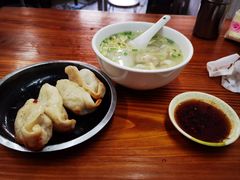 -黄阿姨锅贴大王(万航渡路店)