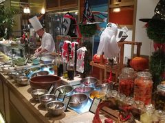 -大中华希尔顿酒店-念自助餐·嗨啤·小龙虾
